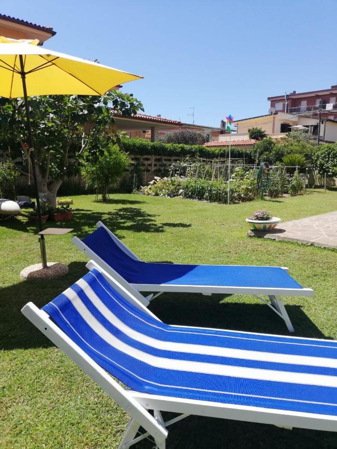 A Casa Di Iole Fiumicino Exterior foto
